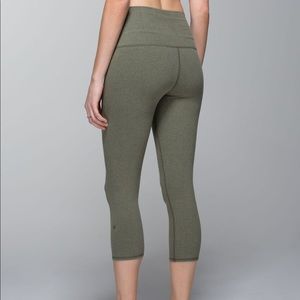 Low-Rise LuLu Lemon Leggings
